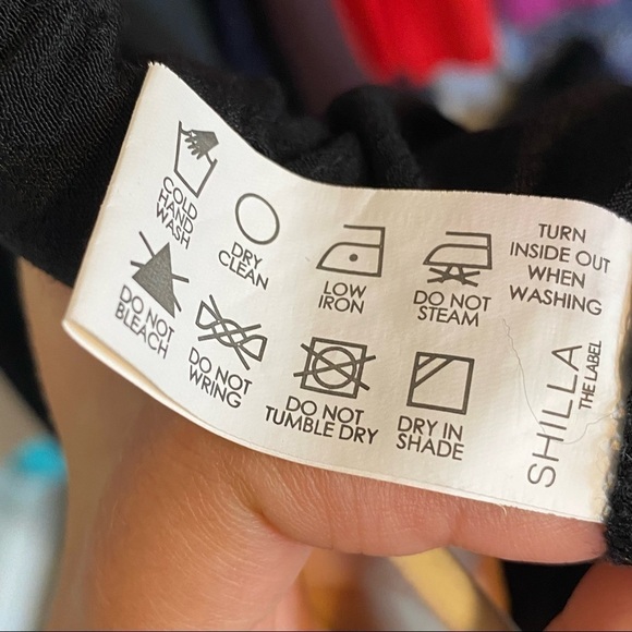 Shilla The Label Black Cold Shoulder Tie Back Shorts Romper, Size Medium - Picture 12 of 13